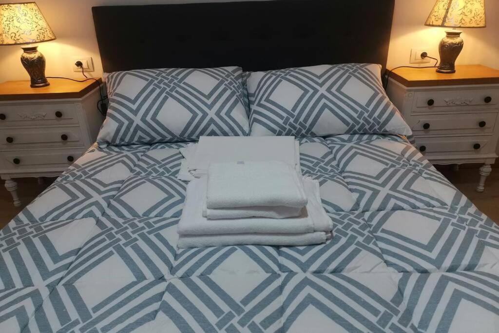 Apartamento Lalin Centro Ll Bagian luar foto